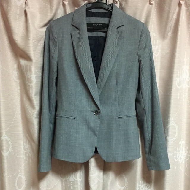 ZARA(ザラ)のZARA グレー スーツ レディースのフォーマル/ドレス(スーツ)の商品写真