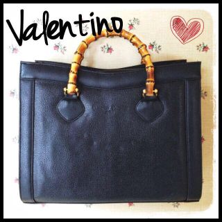 ヴァレンティノ(VALENTINO)のValentinoバンブーハンドバッグ(ハンドバッグ)