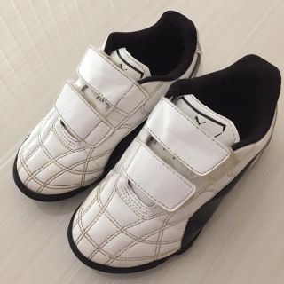 プーマ(PUMA)のPUMA   18センチ ＊＊サッカートレーニングシューズ(シューズ)