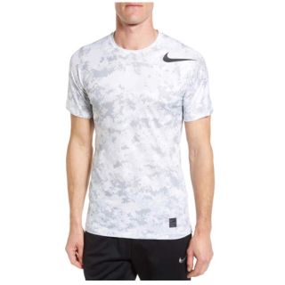 ナイキ(NIKE)のナイキ Tシャツ 日本未入荷(Tシャツ(半袖/袖なし))