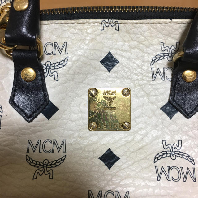 MCM(エムシーエム)のMCM/ミニボストン レディースのバッグ(ショルダーバッグ)の商品写真