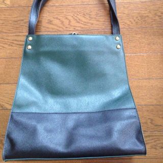 アズールバイマウジー(AZUL by moussy)のバック(トートバッグ)