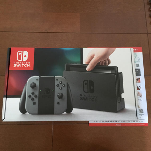 Nintendo Switch(ニンテンドースイッチ)の任天堂 スイッチ グレー エンタメ/ホビーのゲームソフト/ゲーム機本体(家庭用ゲーム機本体)の商品写真