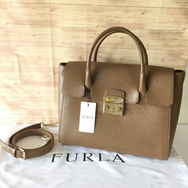 Furla(フルラ)のcorittooさま専用☆フルラ メトロポリス M ハンドバッグ 2way  レディースのバッグ(ハンドバッグ)の商品写真