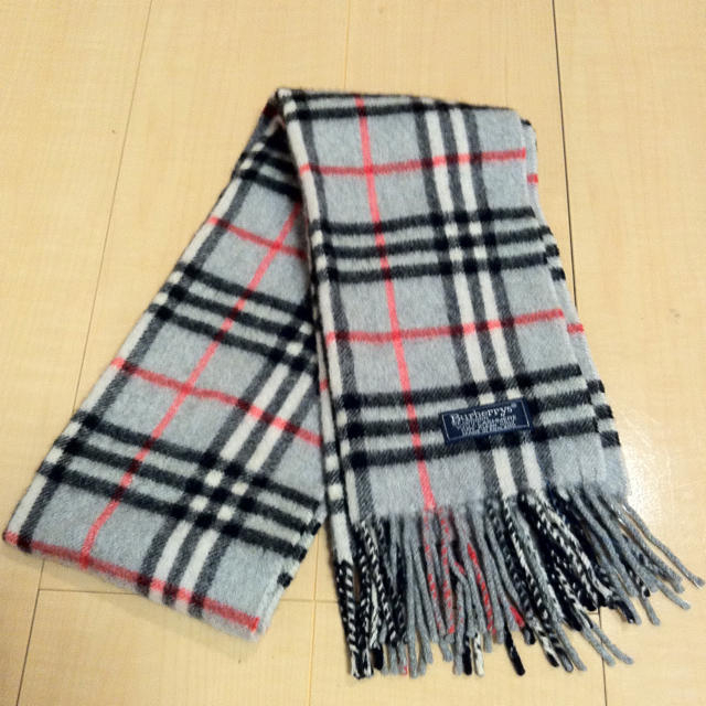 BURBERRY(バーバリー)の♡ひぃみぃママ様♡ レディースのファッション小物(マフラー/ショール)の商品写真