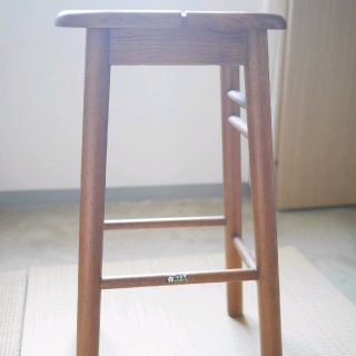 カリモクカグ(カリモク家具)のカリモク社製 ハイスツール カウンターチェア(スツール)