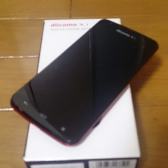 美中古品 SH-06E AQUOS PHONE ZETA レッドの通販 by 1's shop 美中古品 SH-06E AQUOS PHONE ZETA レッドの通販 by 1's shop