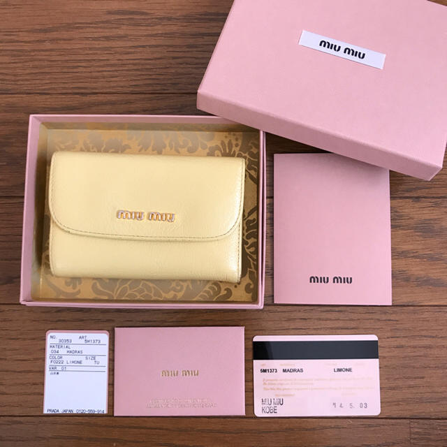 ファッション小物ミュウミュウ miumiu お財布