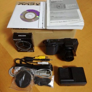 リコー(RICOH)の《makiremio様専用》【RICOH】デジタルカメラ GX200(コンパクトデジタルカメラ)