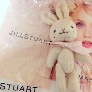 ジルスチュアート(JILLSTUART)のジル♡うさぎキーホルダー(キーホルダー)