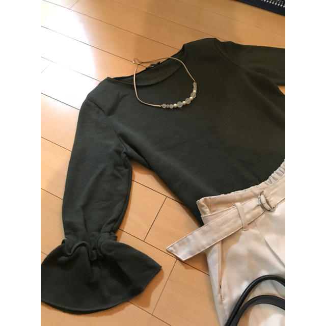 ZARA(ザラ)の【momo様専用】トップス2枚★ レディースのトップス(カットソー(長袖/七分))の商品写真