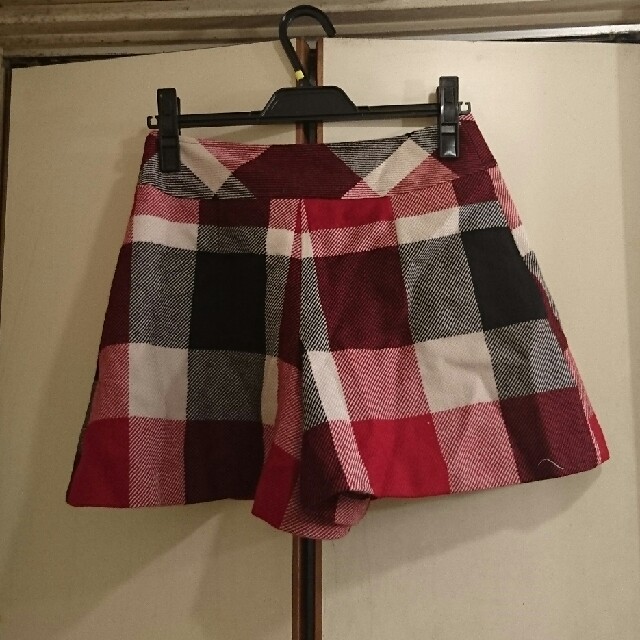 BURBERRY(バーバリー)のBURBERRYBLUELABEL赤チェックスカート レディースのパンツ(キュロット)の商品写真