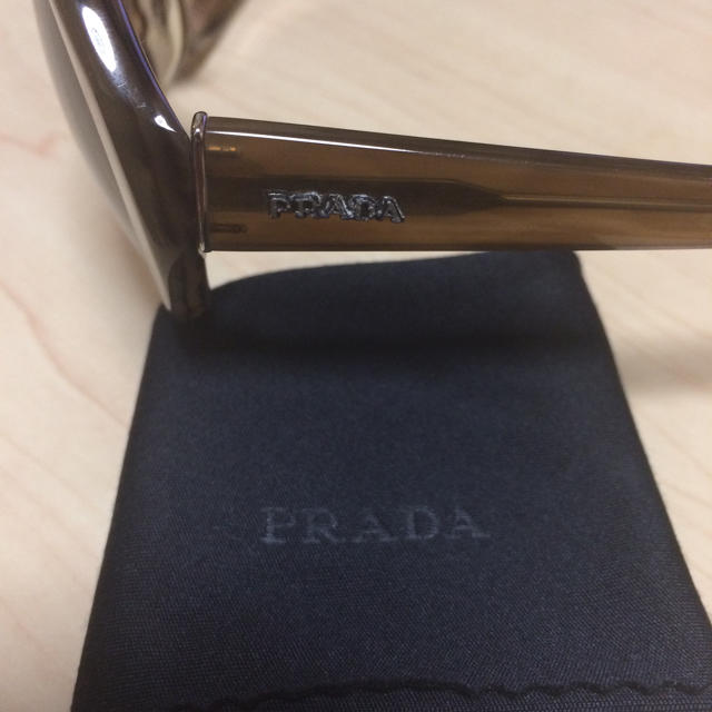 PRADA(プラダ)のプラダ サングラス レディースのファッション小物(サングラス/メガネ)の商品写真