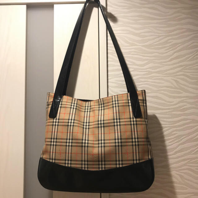 BURBERRY(バーバリー)のお値下げ バーバリートートバッグ 美品 レディースのバッグ(トートバッグ)の商品写真