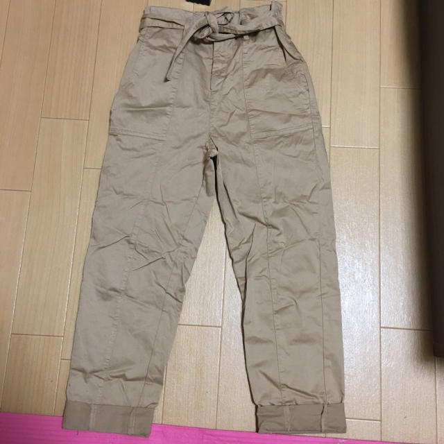 ZARA(ザラ)のzara チノパン パンツ レディースのパンツ(チノパン)の商品写真