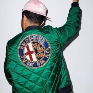 シュプリーム(Supreme)のSupreme Sequin Patch Quilted Bomber(スタジャン)