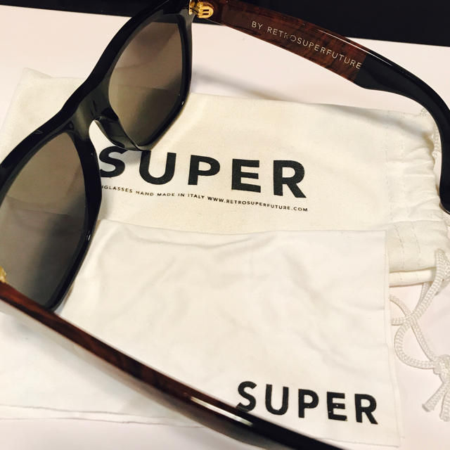 Super Sunglasses(スーパーサングラス)の【マイク様】スーパーサングラス SUPER sunglasses メンズのファッション小物(サングラス/メガネ)の商品写真