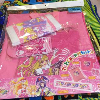 バンダイ(BANDAI)の【 A venir様専用 ❗️】プリキュア     おでかけセット(Tシャツ/カットソー)