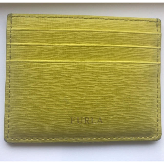 Furla(フルラ)のFULRA パスケース レディースのファッション小物(名刺入れ/定期入れ)の商品写真