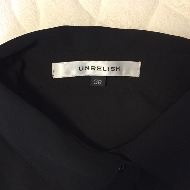 UNRELISH(アンレリッシュ)の【なるまま様専用】UNRELISHの肩あき半袖ブラウス レディースのトップス(シャツ/ブラウス(半袖/袖なし))の商品写真