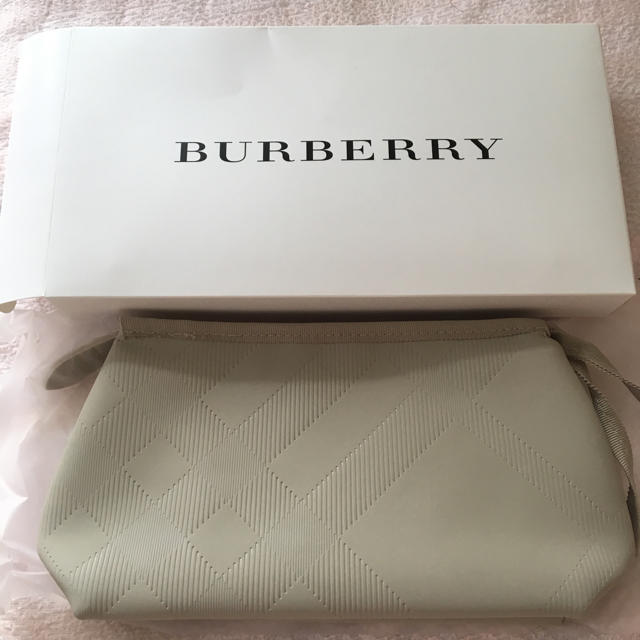 BURBERRY(バーバリー)のバーバリーのポーチ レディースのファッション小物(ポーチ)の商品写真