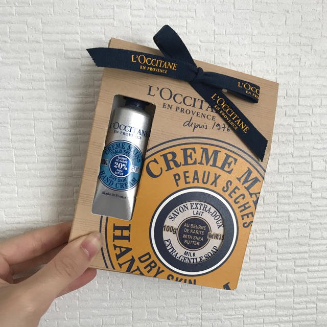 L'OCCITANE(ロクシタン)の値下げしました！ロクシタン コスメ/美容のボディケア(ハンドクリーム)の商品写真