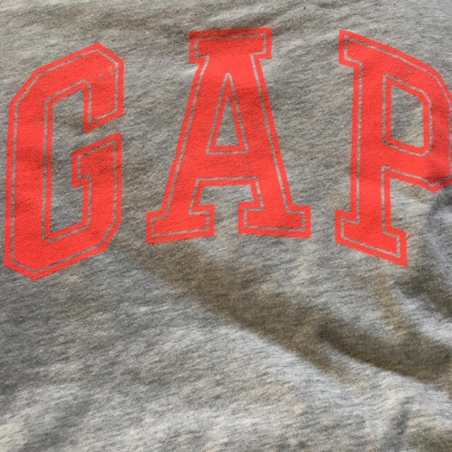 GAP(ギャップ)のgap Tシャツ レディースのトップス(Tシャツ(半袖/袖なし))の商品写真