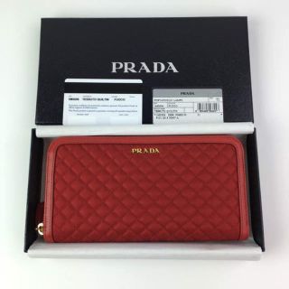 プラダ(PRADA)の【未使用品】プラダ 財布 長財布 ラウンドファスナー レディース (財布)