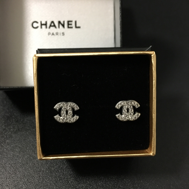 CHANEL(シャネル)のすてぃ子様 専用 ♡ 来週までお取り置き 正規品 CHANEL シャネル ピアス レディースのアクセサリー(ピアス)の商品写真