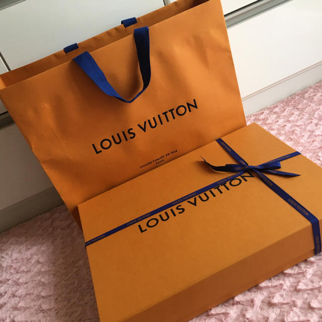 LOUIS VUITTON(ルイヴィトン)の沙羅様専用 ルイヴィトン 新品 ネヴァーフルMM レディースのバッグ(トートバッグ)の商品写真