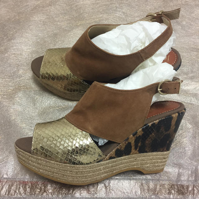 JEFFREY CAMPBELL(ジェフリーキャンベル)の新品 ジェフェリーキャンベル サンダル レディースの靴/シューズ(サンダル)の商品写真