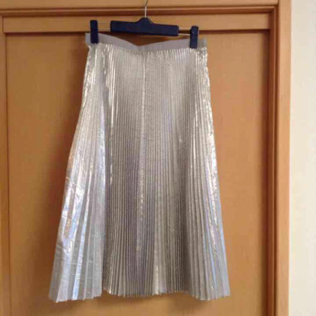 sacai(サカイ)のsacai プリーツスカート レディースのスカート(ひざ丈スカート)の商品写真
