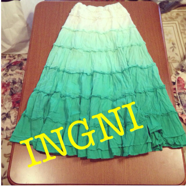 INGNI(イング)のINGNI♡グリーングラデーションマキシ レディースのスカート(ロングスカート)の商品写真