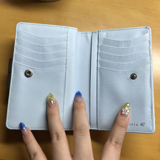 4℃(ヨンドシー)のLuria4℃ 財布 レディースのファッション小物(財布)の商品写真