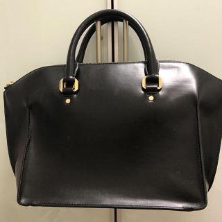 チャールズアンドキース(Charles and Keith)のCHARLES&KEITH ハンドバッグ(ハンドバッグ)