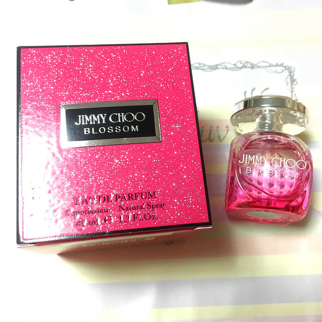 JIMMY CHOO(ジミーチュウ)のJIMMY CHOO BLOSSOM コスメ/美容の香水(香水(女性用))の商品写真