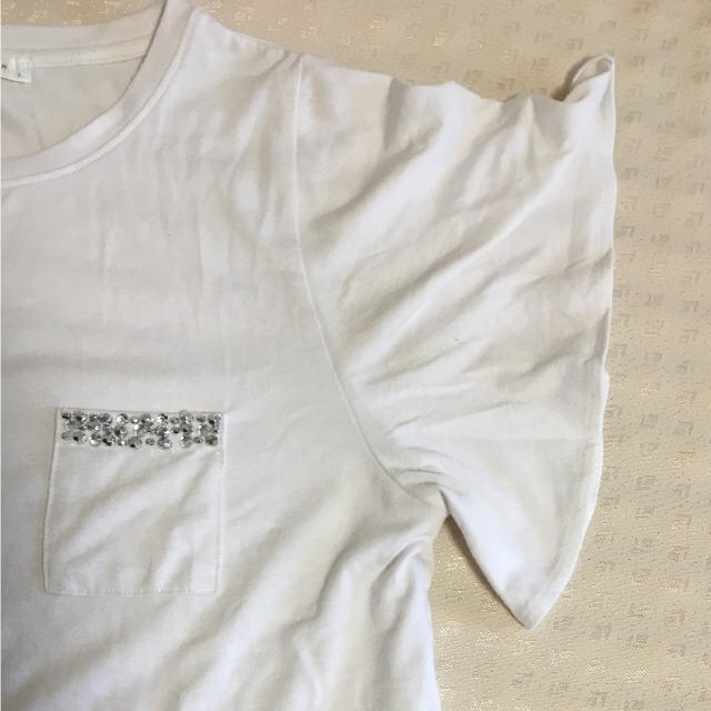 LOWRYS FARM(ローリーズファーム)の白Tシャツ レディースのトップス(Tシャツ(半袖/袖なし))の商品写真