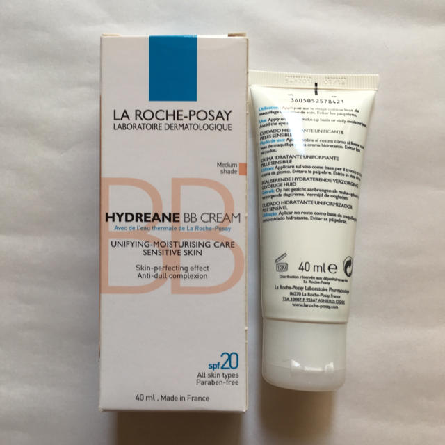 LA ROCHE-POSAY(ラロッシュポゼ)のLA ROCHE-POSAY HYDRENE BB CREAM 《新品・未使用》 コスメ/美容のベースメイク/化粧品(BBクリーム)の商品写真