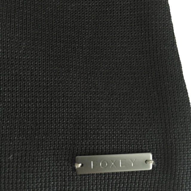 FOXEY(フォクシー)の未着用 フォクシー フリルニット レディースのトップス(カットソー(半袖/袖なし))の商品写真