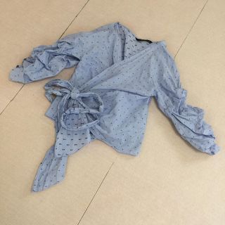 ザラ(ZARA)のZARA☆トップス☆新品未使用(カットソー(半袖/袖なし))