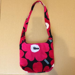 マリメッコ(marimekko)のマリメッコ marimekko ショルダーバッグ ウニッコ 未使用(ショルダーバッグ)