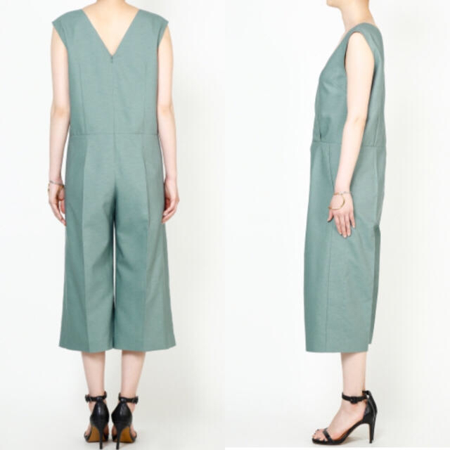 新品 Vネックオールインワン