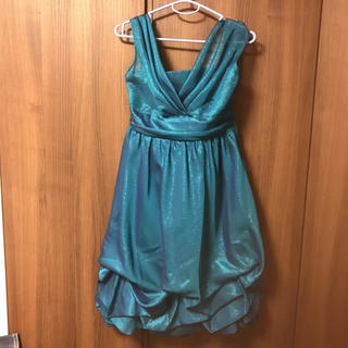 ソワール(SOIR)の東京ソワール✨ラメ・エメラルドグリーンのドレス 👗(ミディアムドレス)