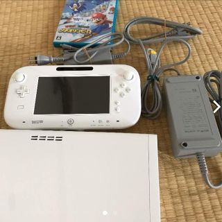 ウィーユー(Wii U)のwiiu8GBホワイト美品です(家庭用ゲーム機本体)