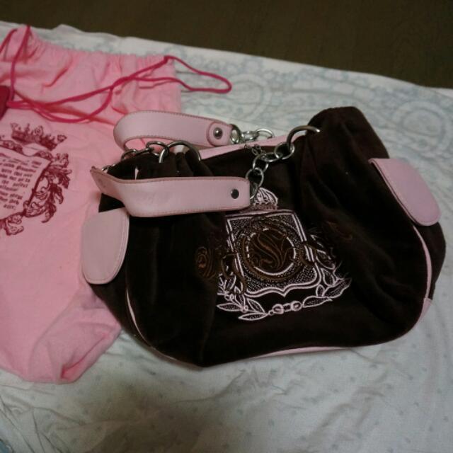 Juicy Couture(ジューシークチュール)のｼﾞｭｰｼｰｸﾁｭｰﾙ★ﾁｪｰﾝBag♪ レディースのバッグ(ハンドバッグ)の商品写真