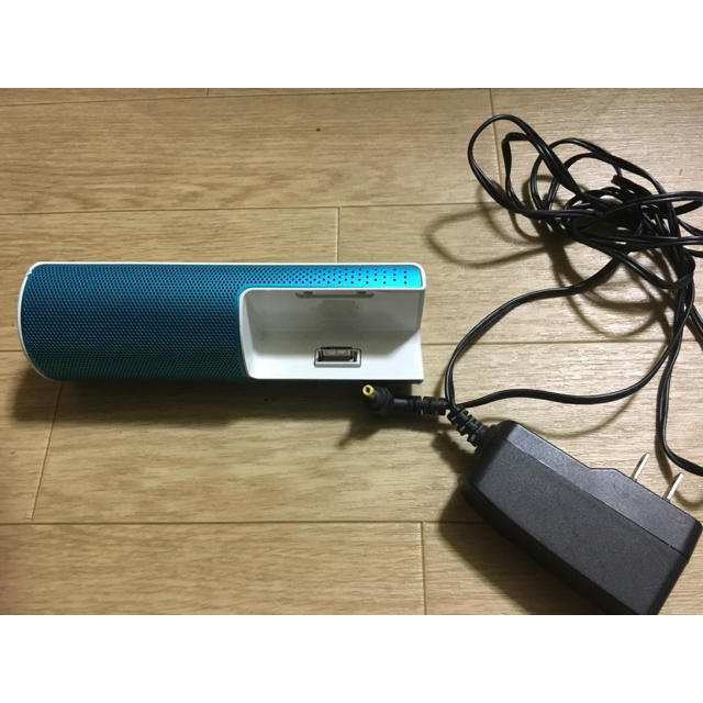 WALKMAN(ウォークマン)のWALKMAN 充電器 スマホ/家電/カメラのスマホ/家電/カメラ その他(その他)の商品写真