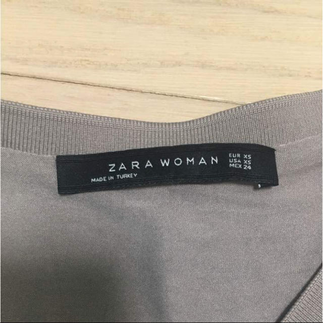 ZARA(ザラ)のZARA  Ｖネック トップス レディースのトップス(カットソー(半袖/袖なし))の商品写真
