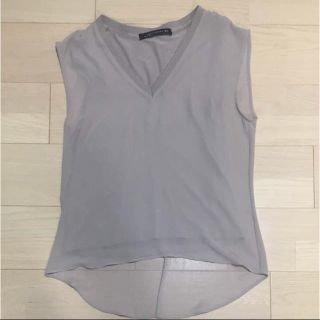 ザラ(ZARA)のZARA  Ｖネック トップス(カットソー(半袖/袖なし))