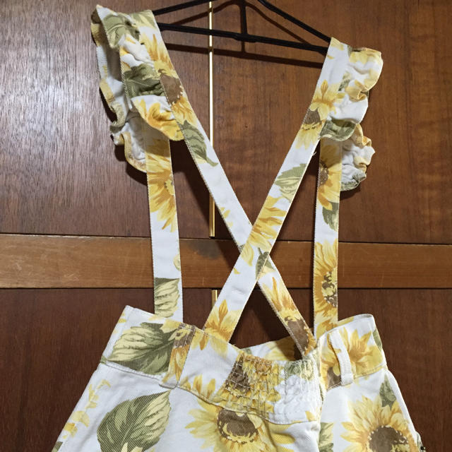 LIZ LISA(リズリサ)の肩紐付き ひまわり柄 フレアスカート レディースのスカート(ミニスカート)の商品写真