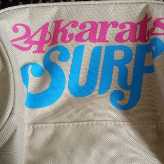 トゥエンティーフォーカラッツ(24karats)の24karats SURFポーチ(ポーチ)